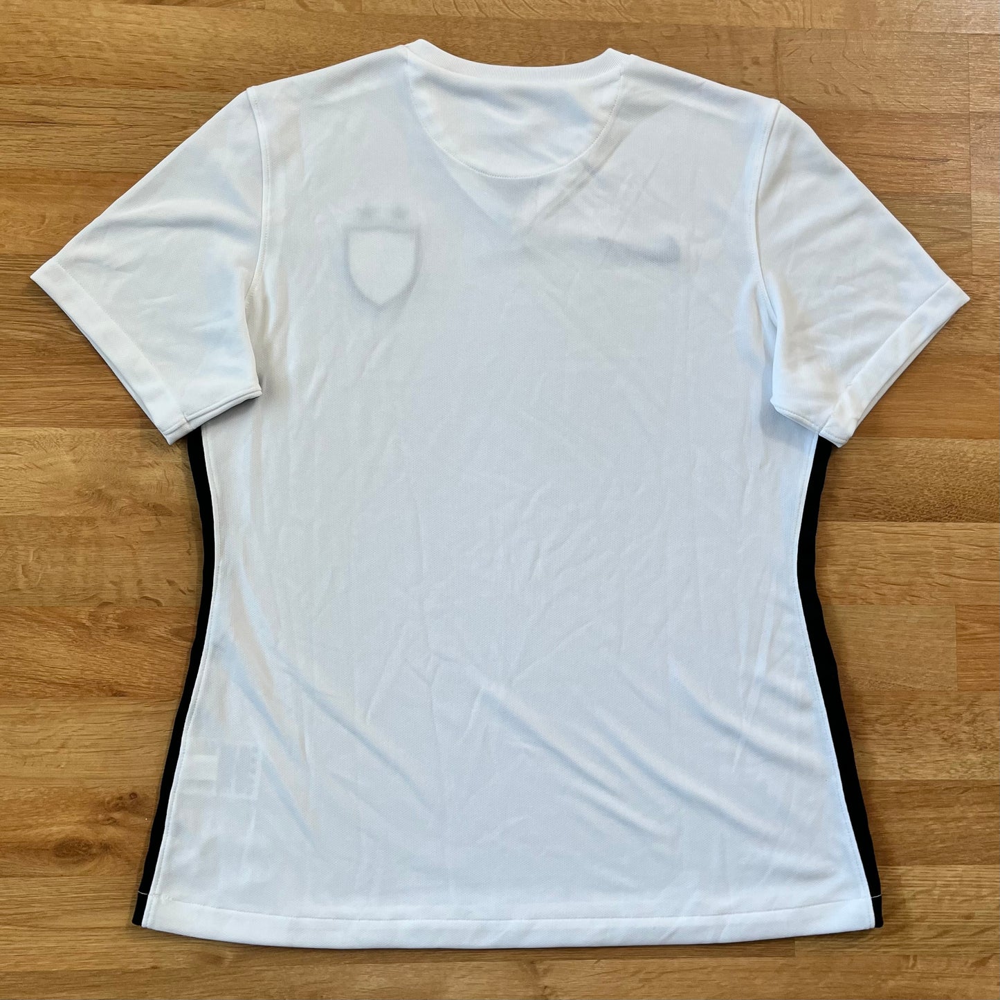 USED Women's USWNT 2015
Jersey Home Authentic Nike USA
Womens Size Large