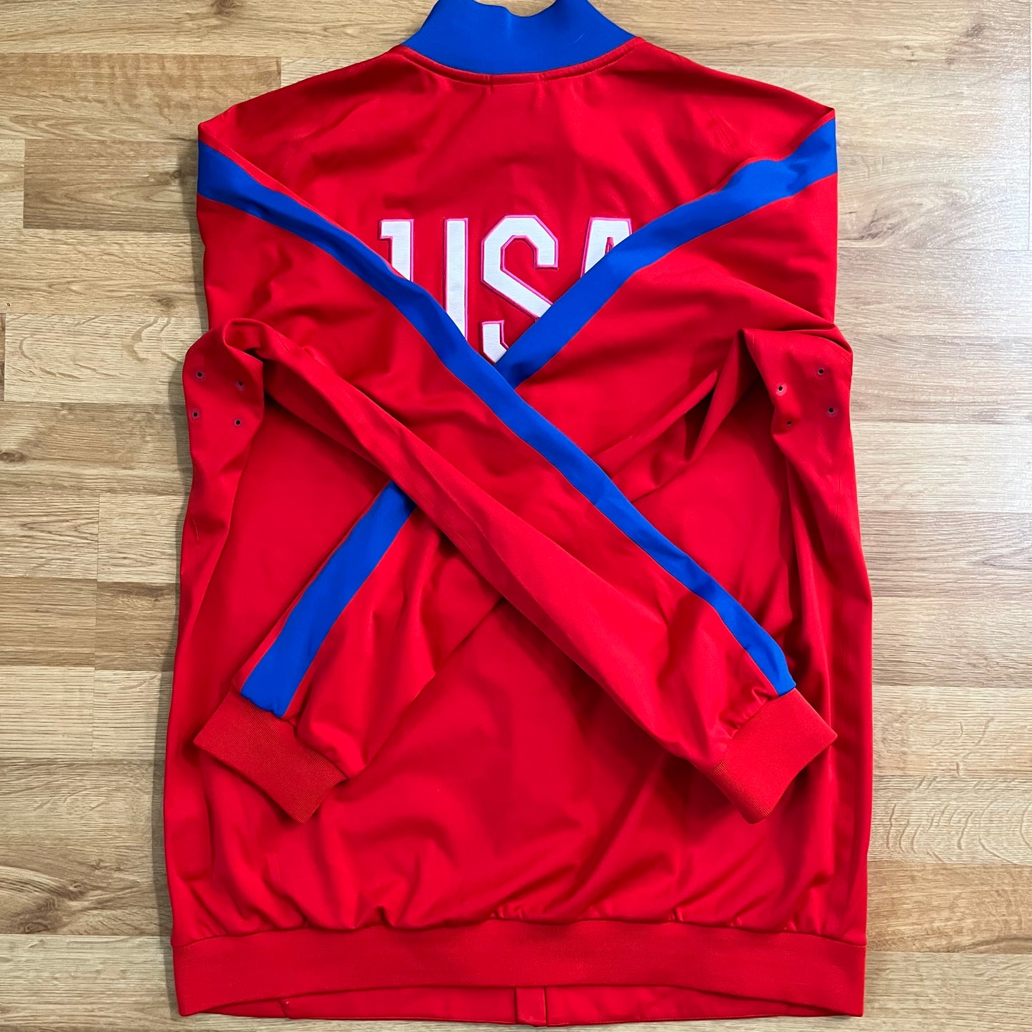 USED USMNT 2014-2015
Red Track Jacket Nike Double Zipper USA Size Medium