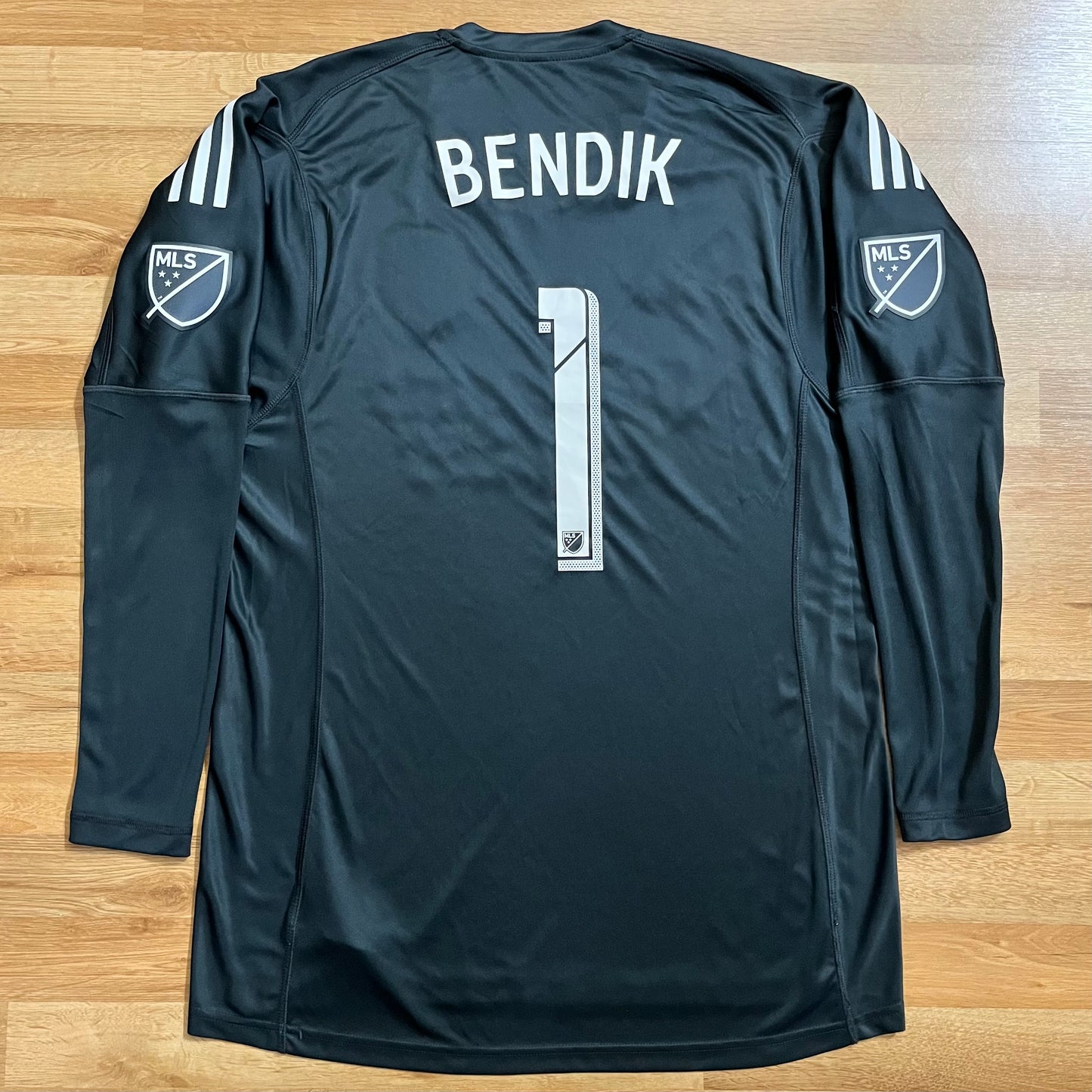 USED Orlando City SC 2018 Authentic Ignacio Joe Bendik Jersey MLS #1 Adidas Size Large