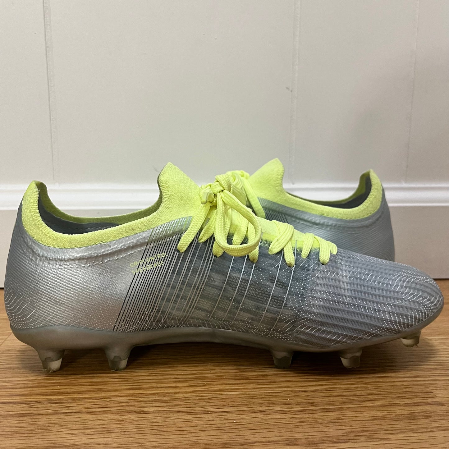 SIZE 7 Womens Puma ULTRA Soccer Cleats 1.4 AG Silver Green 106723-01 SZ 7 Woman