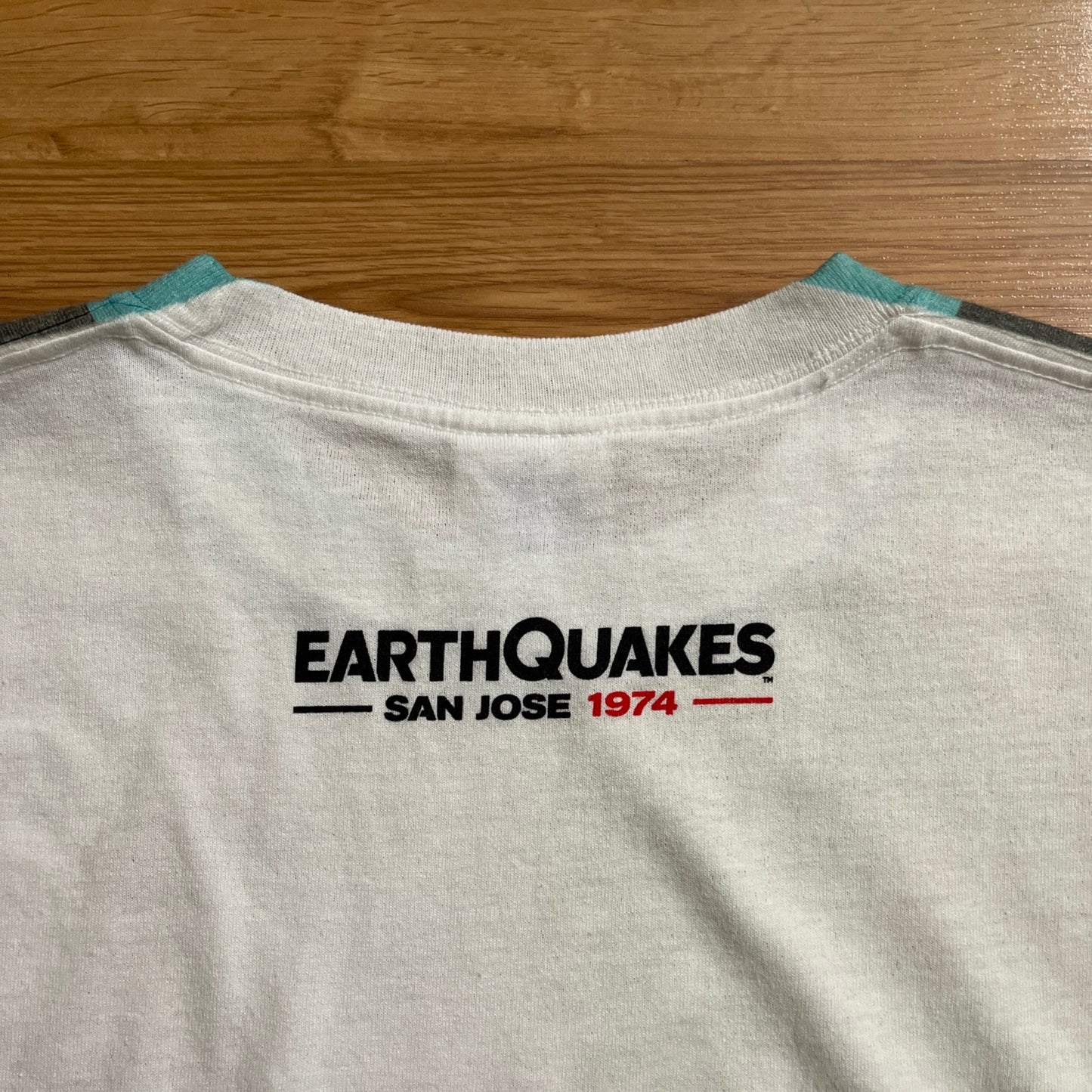 San Jose Earthquakes Throwback Clash T shirt MLS Sz XL Giveaway SGA Soccer Gyft